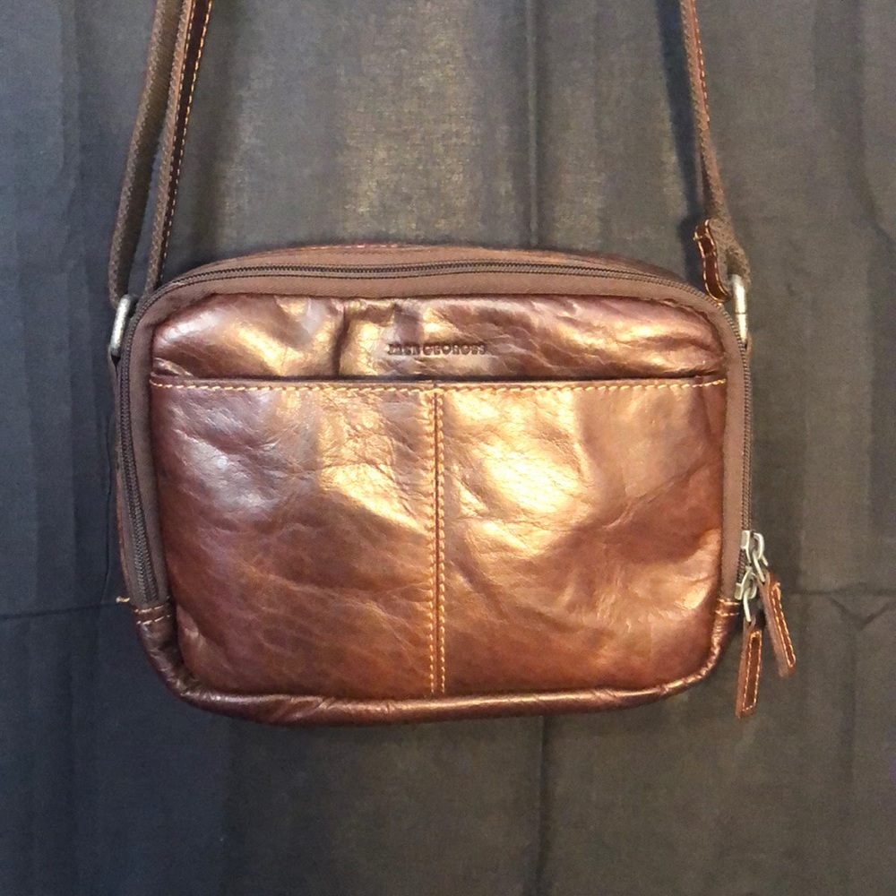 Jack Georges Voyager CrossBody